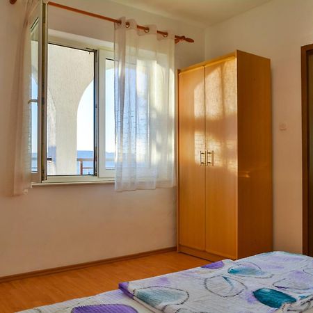 Apartments With A Parking Space Senj - 11520 Exterior photo